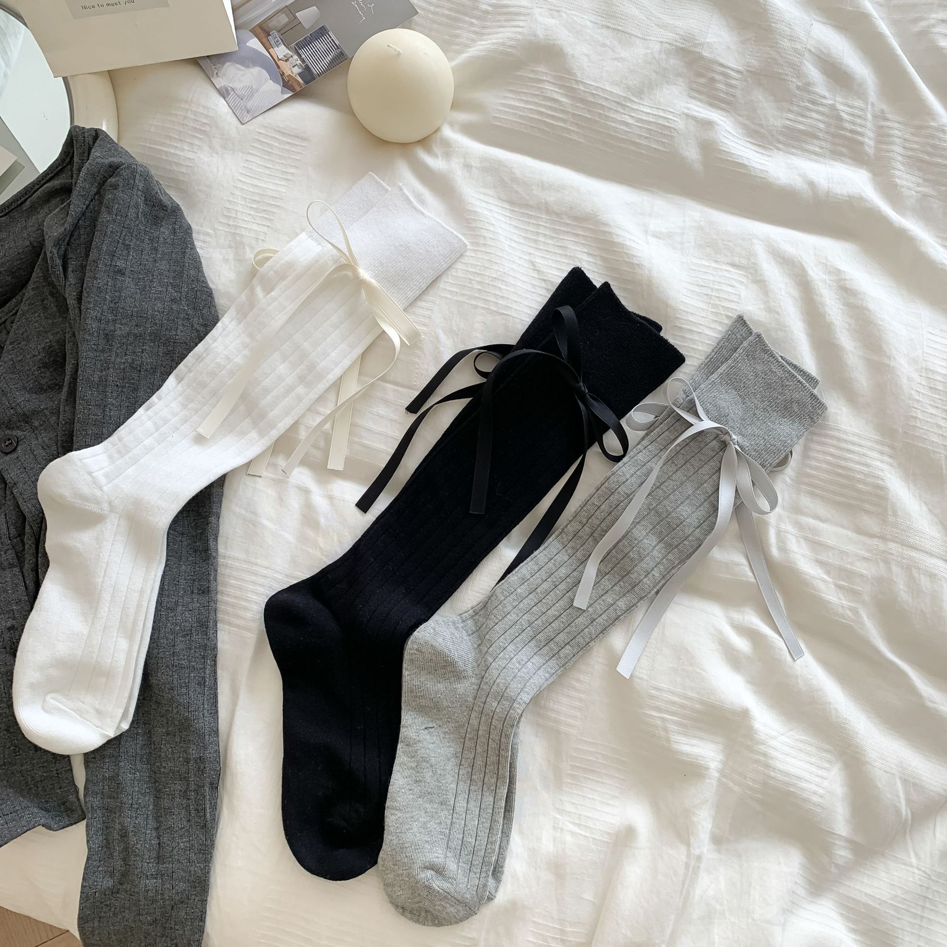 Wade für Frauen JK-Stil mit Schleife Lange Röhre Frühling Sommer Vielseitige süße Mädchen Einfarbige Lolita-Socken_voghion.com