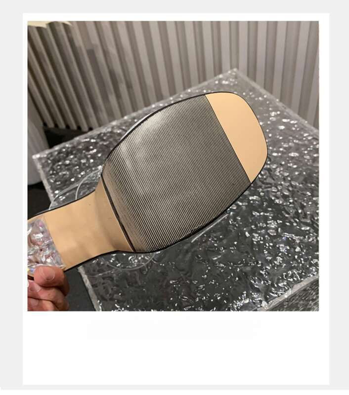 2025 Summer New Pearl Transparent Belt Round Head Waterproof Platform Super High Heel Casual Fashion Sandals_voghion.com