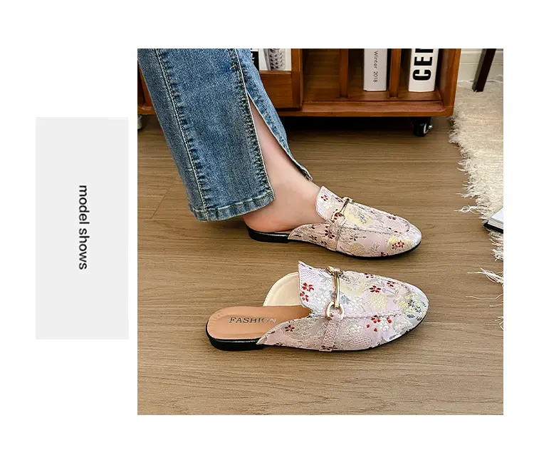 Embroidered Floral Flat Sandals For Women Versatile Half Slippers_voghion.com