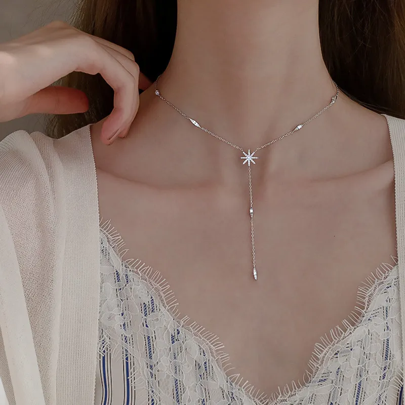 Collana con pendente a stella in argento sterling elegante_voghion.com