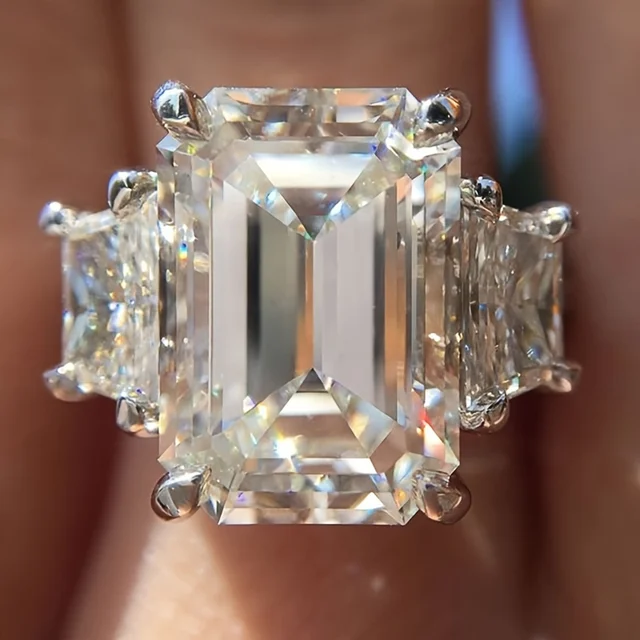 Hot Sales Hot Sales Inlaid Square Zircon Ladies Engagement Wedding Anniversary Ring Personality Jewelry_voghion.com