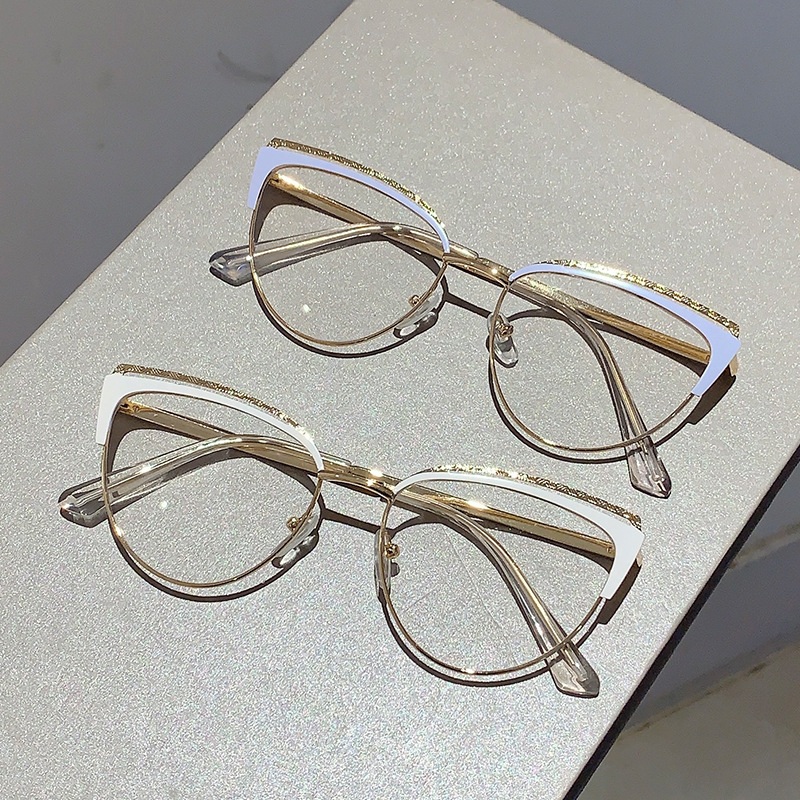 Mode Nieuwe Cat Eye Anti-Blauw Licht Frame Internet Beroemdheid Zelfde Stijl High-End Ins Blote Gezicht Afslanken Zonder Recept_voghion.com