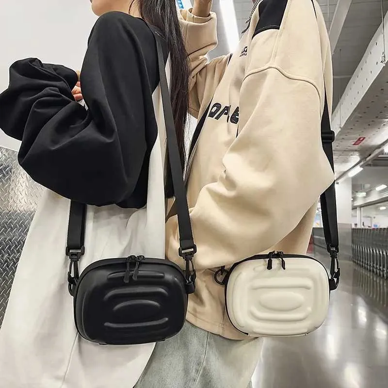 Sac à bandoulière simple polyvalent pour hommes et femmes, nouvelle marque tendance de niche, sac à bandoulière à coque rigide à la mode, petit carré_voghion.com