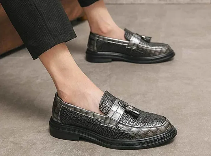 Mocassins souples à bout pointu, imprimé animal, chaussures en cuir pour hommes, chaussures décontractées rehaussantes avec pompons_voghion.com