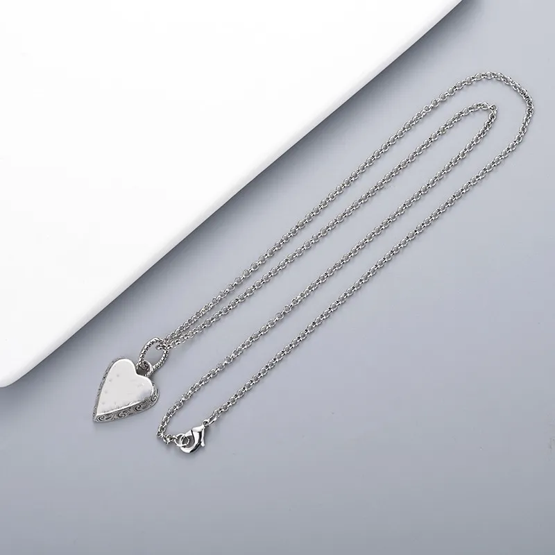 Ciondolo a forma di cuore vintage, modello placcato in argento di alta qualità per coppia, collana, fornitura di gioielli di moda_voghion.com