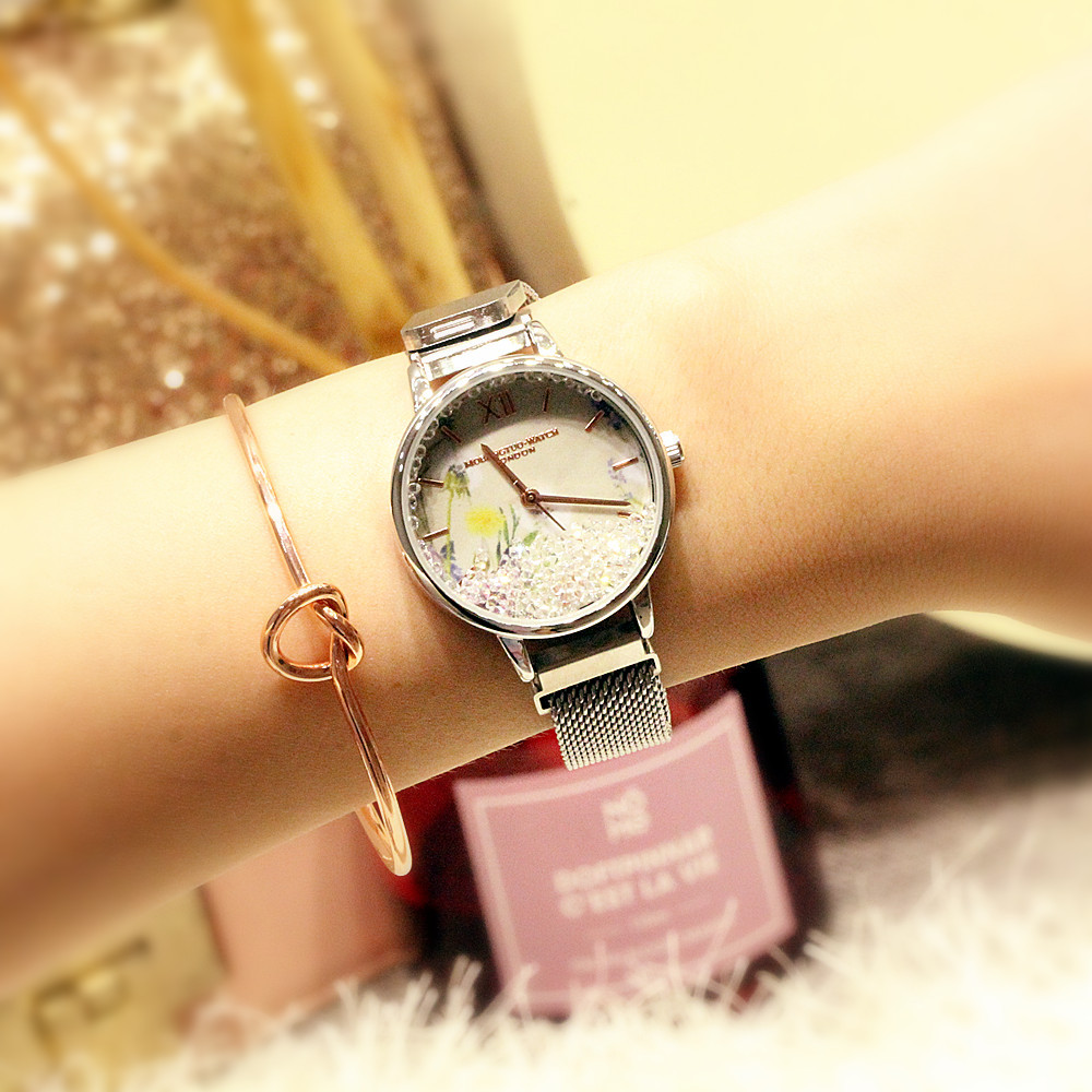 Orologio al quarzo da studente con cintura magnetica in rete da donna di tendenza moda 2024_voghion.com