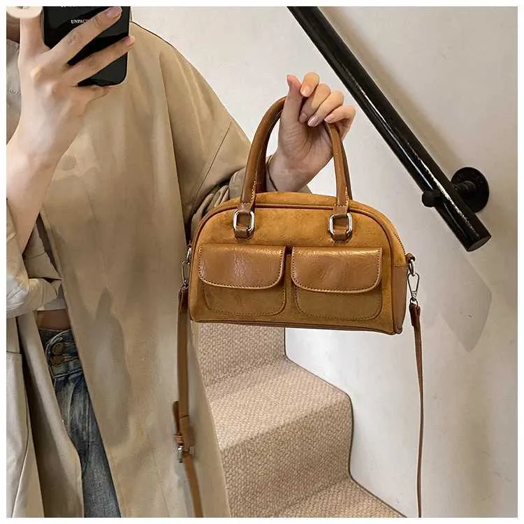 Retro Suede Handbag Shoulder Bag Large Capacity Crossbody Bag_voghion.com