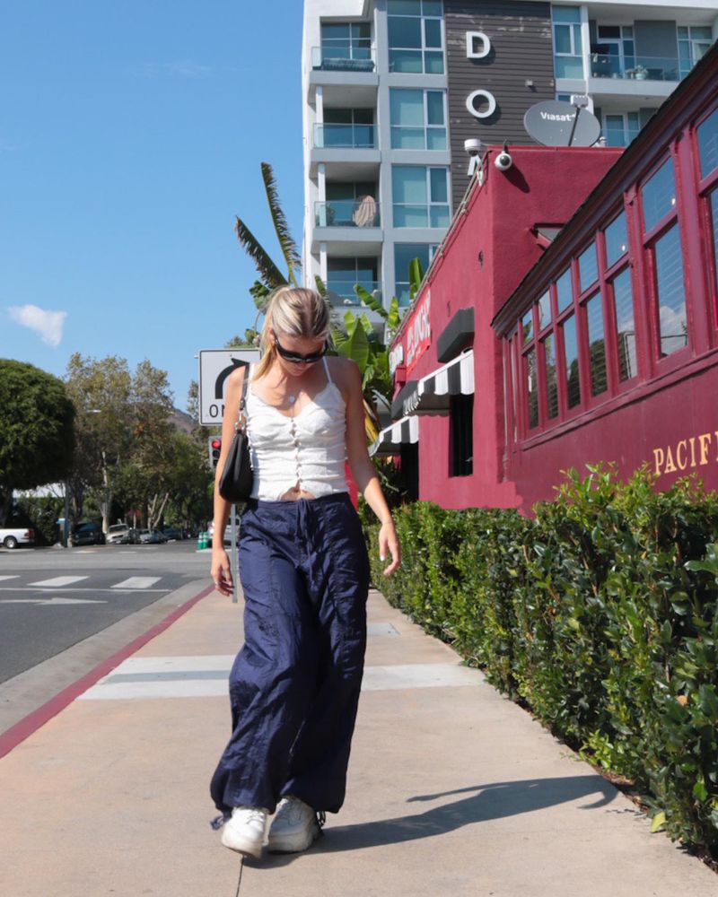 Nouveau haut d'été en satin et dentelle blanche pour femme, coupe slim, petit caraco à boutons, 3403_voghion.com