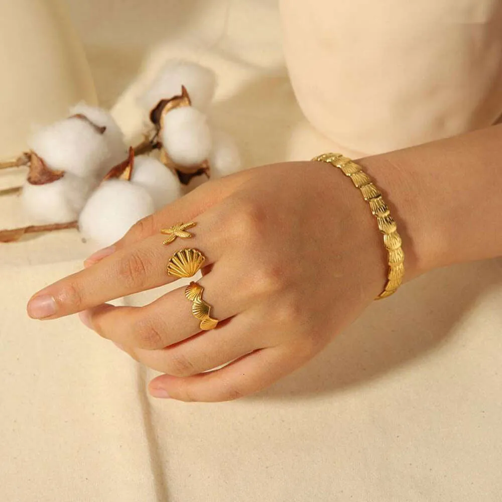 Brazalete de concha con banda abierta, brazalete de acero inoxidable para mujer, joyería minimalista, sencilla y elegante, para playa y verano_voghion.com