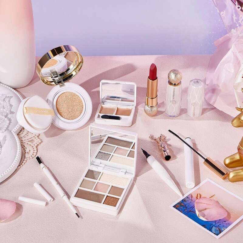 Set Machiaj 8 Piese Set Complet Cosmetice Incepatori Si Incepatori_voghion.com