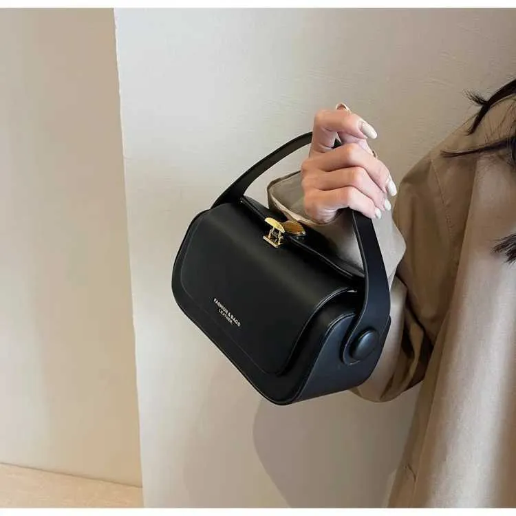 Fashionable and High-end Small Square for Women New Spring/summer Single Shoulder Bag Textured Crossbody Ba241217_voghion.com