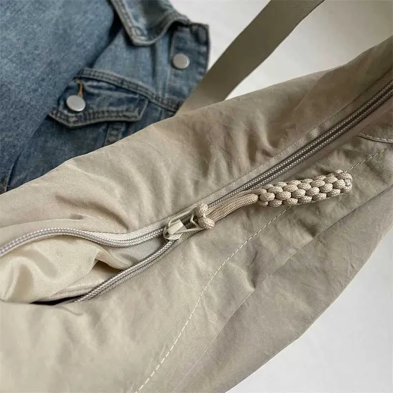 Sac à bandoulière en nylon 2024 pour femme, nouvelle collection été, grande capacité, design polyvalent et de niche, messager Ba241103_voghion.com