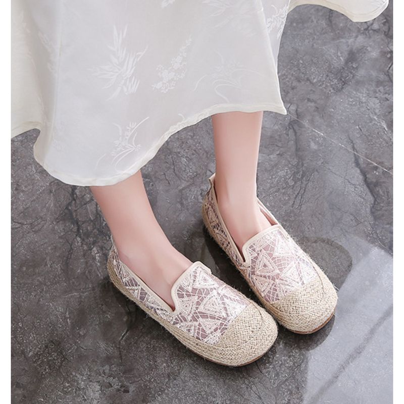 Fisherman Women 2024 new summer lace mesh lazy one slip-on cloth soft sole single shoes_voghion.com