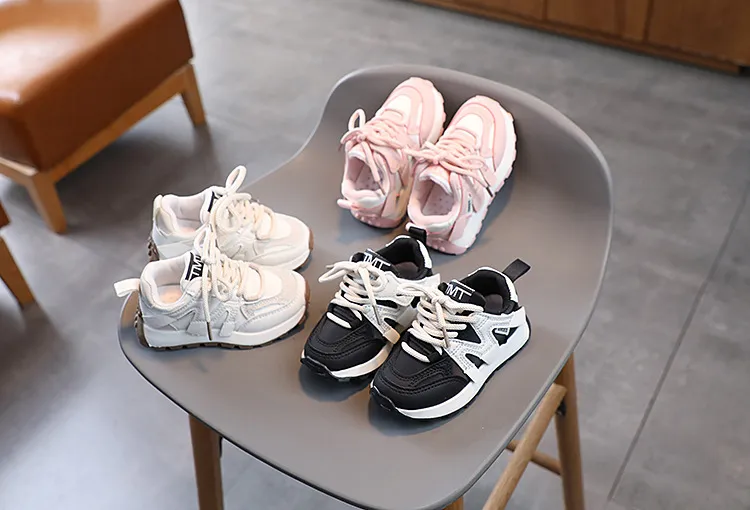 Zapatillas deportivas escolares para niños pequeños, unisex, para entrenamiento, para exteriores, cómodas, tallas 21_voghion.com