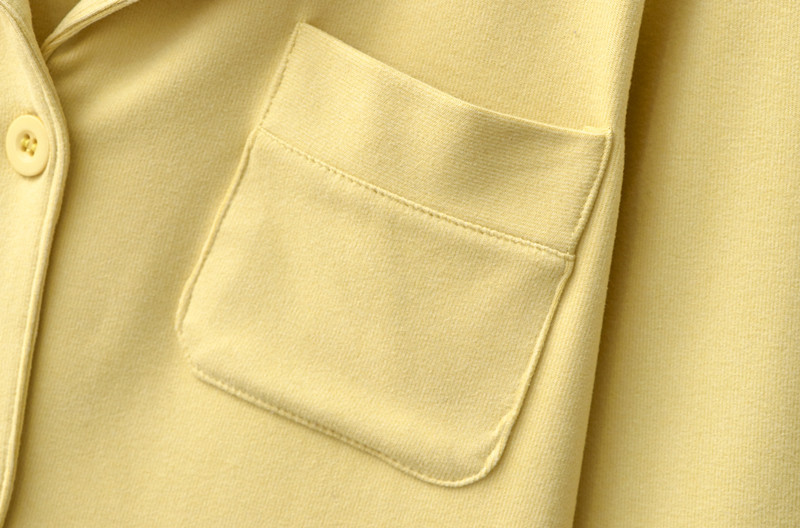 Abbigliamento da donna Nuovo pigiama da coppia autunno e inverno carta termica da donna velluto levigatura fronte-retro semplice risvolto elastico vestito caldo per la casa_voghion.com