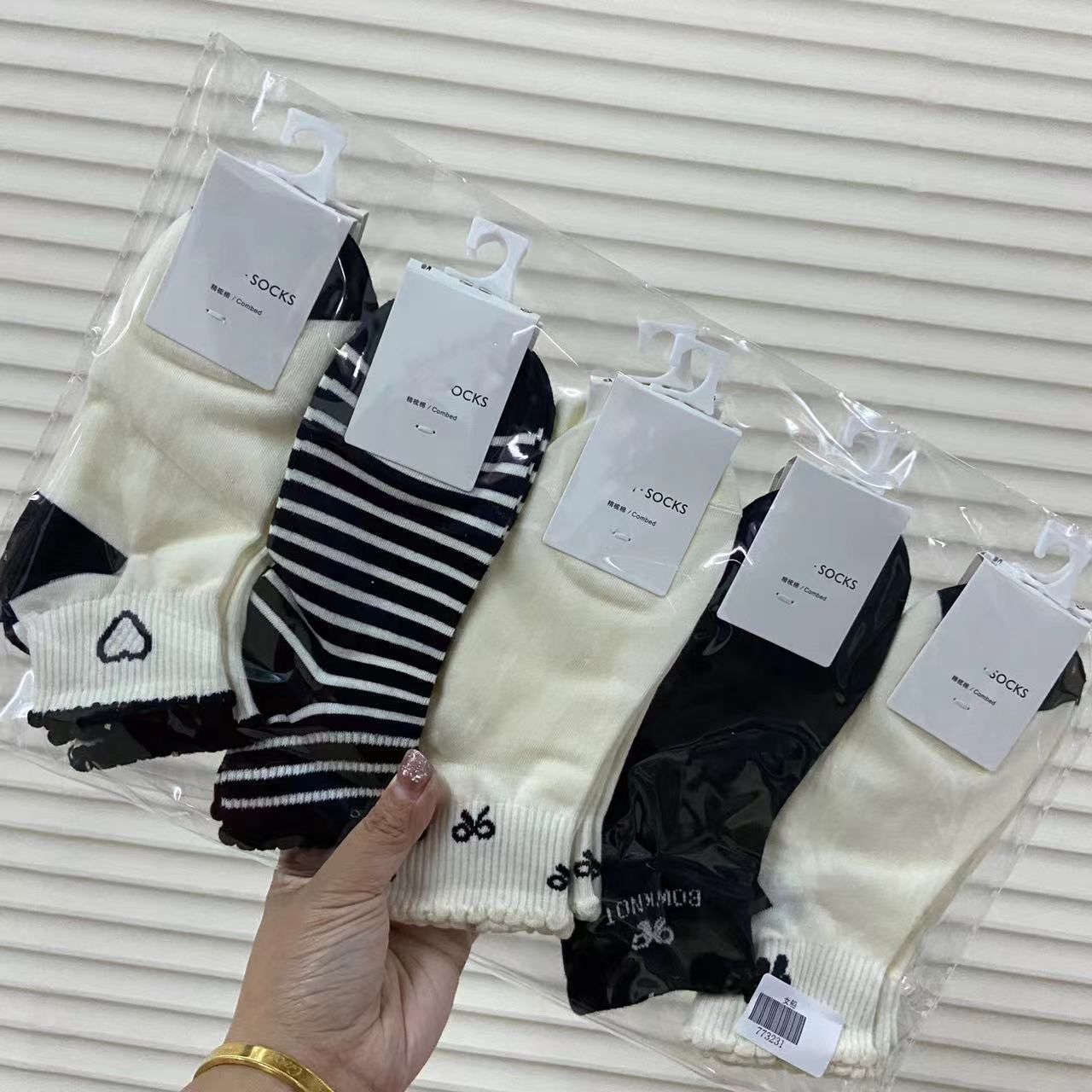 10 paia di calzini bianchi e neri da donna estivi sottili alla moda in stile college all-match semplice amore barca da donna_voghion.com