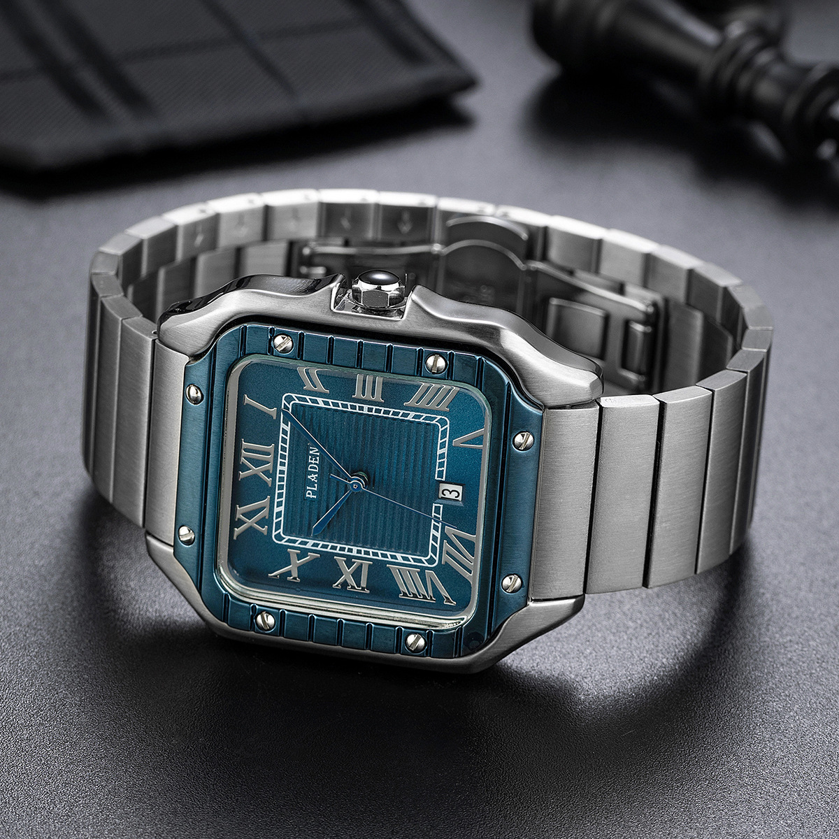 La marque PLADEN est une montre à quartz pour hommes à la mode, classique et de haute qualité avec calendrier carré en acier inoxydable pour les affaires_voghion.com