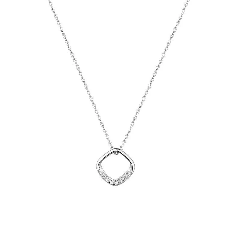 Versilberte Kristallhalskette Elegante Damen Kette Für Hochzeiten_voghion.com