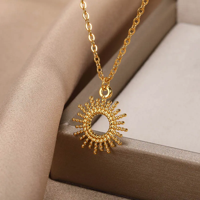 Kulonu kaklarotas boho stilā ar sauli un mēnesi sievietēm pāriem, zelta krāsas apaļas, ovālas zvaigznes kaklarotas, sieviešu rotaslietas draugam_voghion.com
