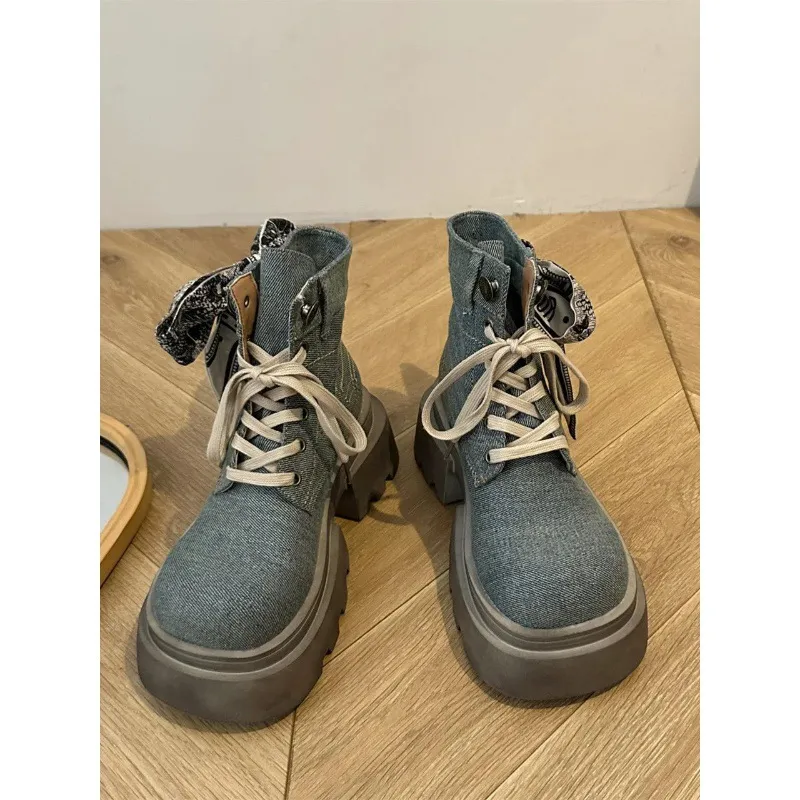 Ladies' denim canvas Martin thick soled short boots_voghion.com