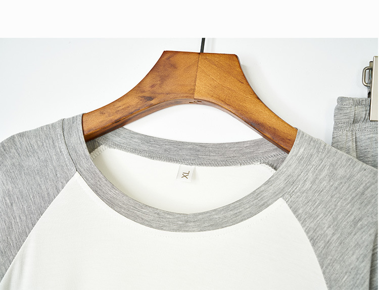 È possibile indossare pigiami da uomo semplici pantaloni a maniche lunghe con maniche a spalla in cotone e seta_voghion.com