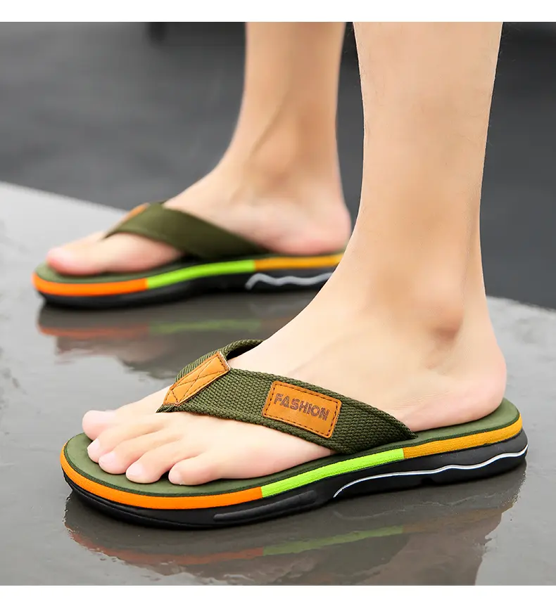 Infradito uomo alla moda per il mare e per il tempo libero_voghion.com