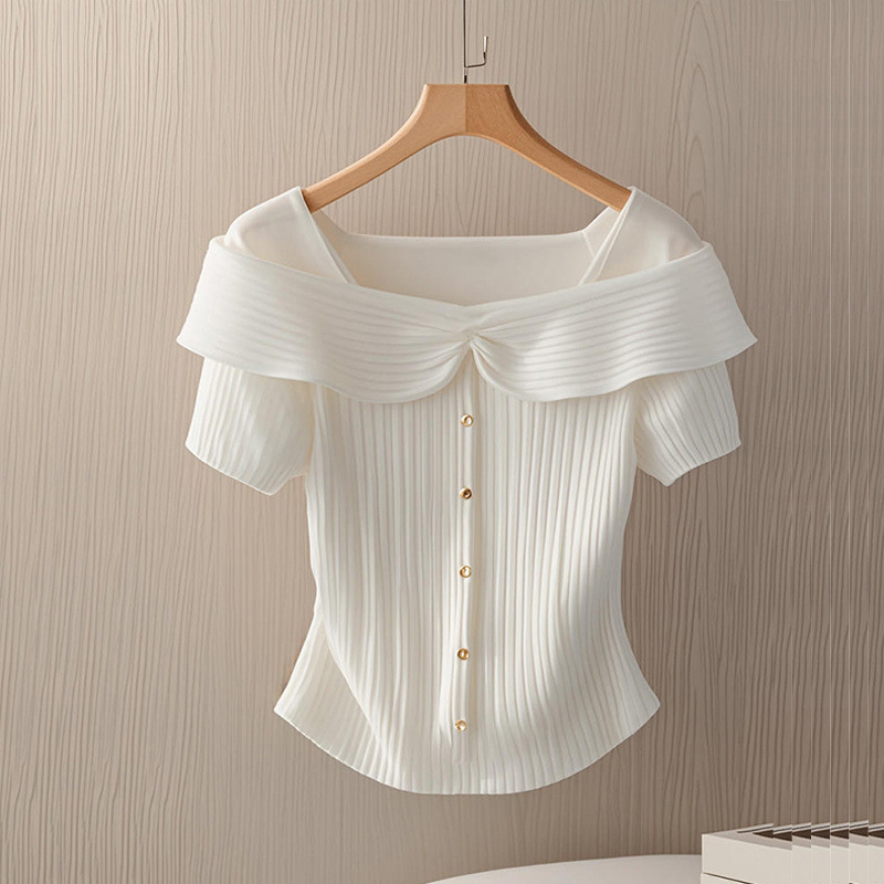 Women's Clothing Unique Square Neck Short Sleeved Knitted Sweater Niche Sweet Hot Girl Slim Short Top