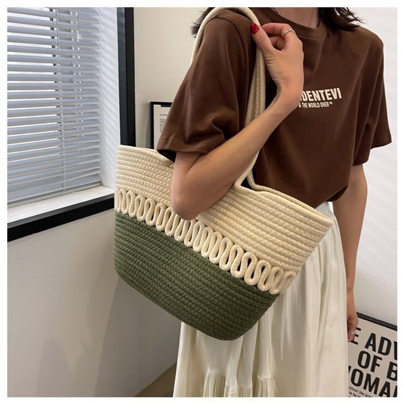 Spring and summer niche grass for women in 2024, new trendy cotton thread woven beach bags, large capacity single_voghion.com