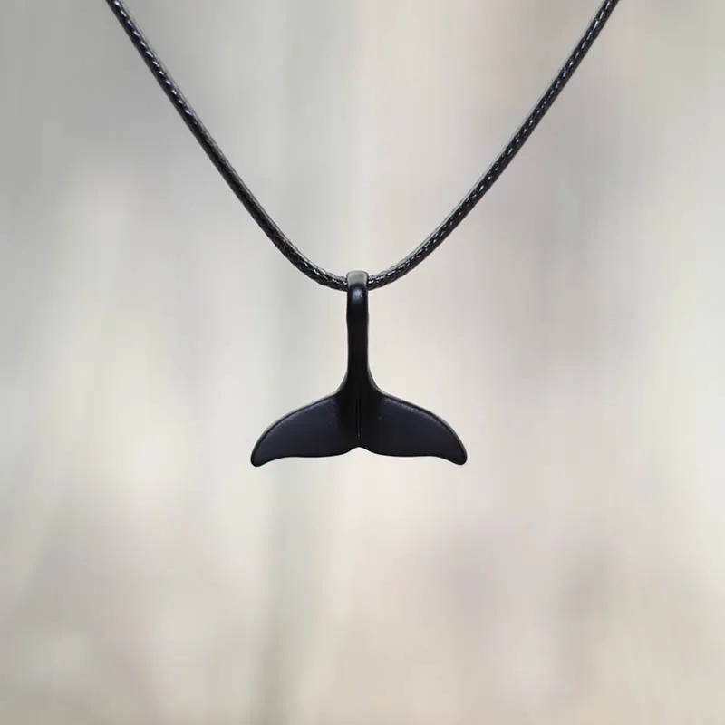Collares colgantes de moda con cola de ballena para hombres y mujeres, accesorios de amistad, gargantilla de cuerda, joyería vintage bohemia para parejas._voghion.com