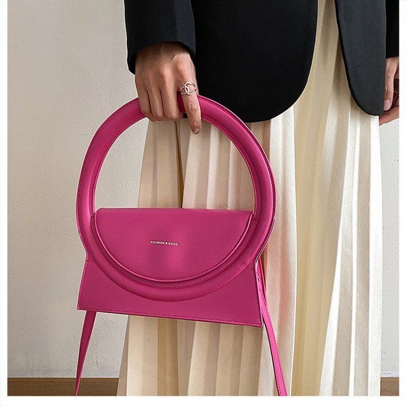 Guangzhou 2023 Neue Sommermode Duftender Wind Damen Lingge Kette Einzelne Schulter Umhängetasche Kleine Tasche_voghion.com