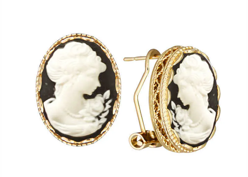 Boucles d'oreilles camée style vintage pendantes dorées femme_voghion.com