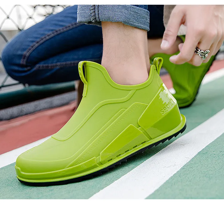 New Men's Tide Short Rain Boots Non-slip Kitchen Takeaway Water Thick-soled Overshoes Fishing Rubber Shoes_voghion.com