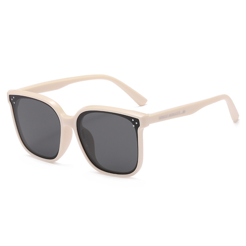 Mother&Kids Fashion personality children's sunglasses letter legs dazzling square frame rice nail sunshade sunglasses_voghion.com