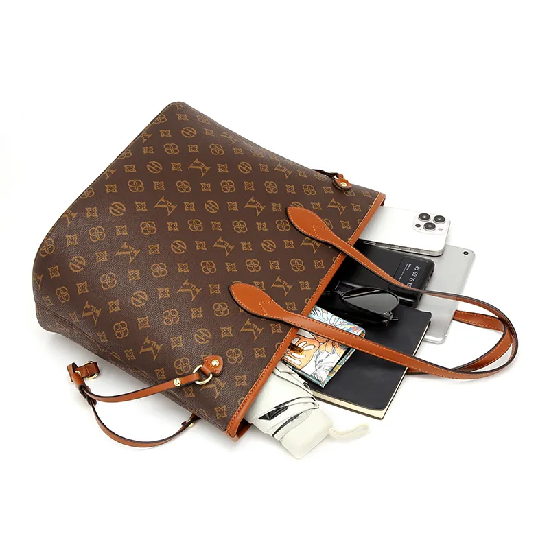 F Designer Gratis Verzending Lichte Hoge Kwaliteit Casual Tote Bag Veelzijdige Klassieke Hoge Capaciteit Vintage Handtas Voor Vrouwen_voghion.com