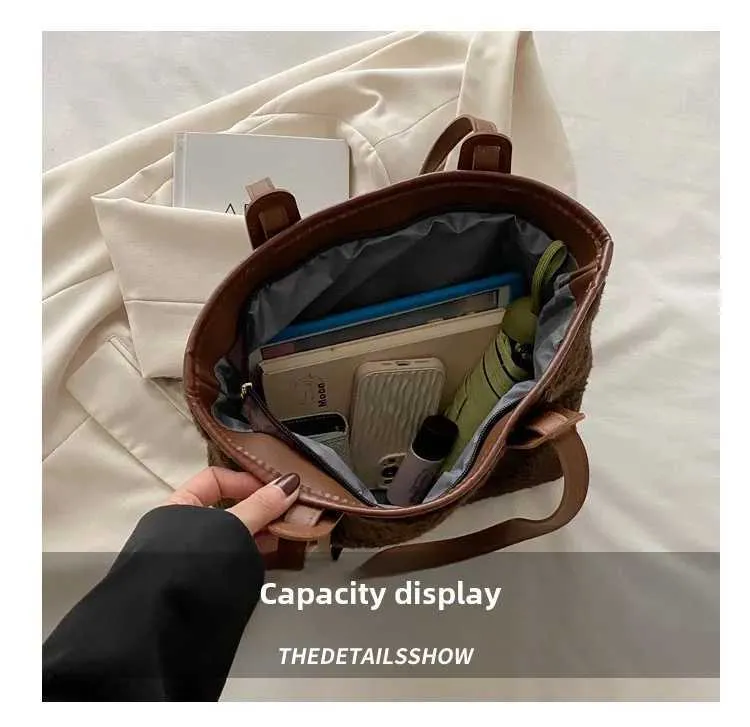 Sac à main en peluche à la mode de grande capacité pour femme, sac à bandoulière polyvalent de couleur unie, décontracté et chaud Y241216_voghion.com