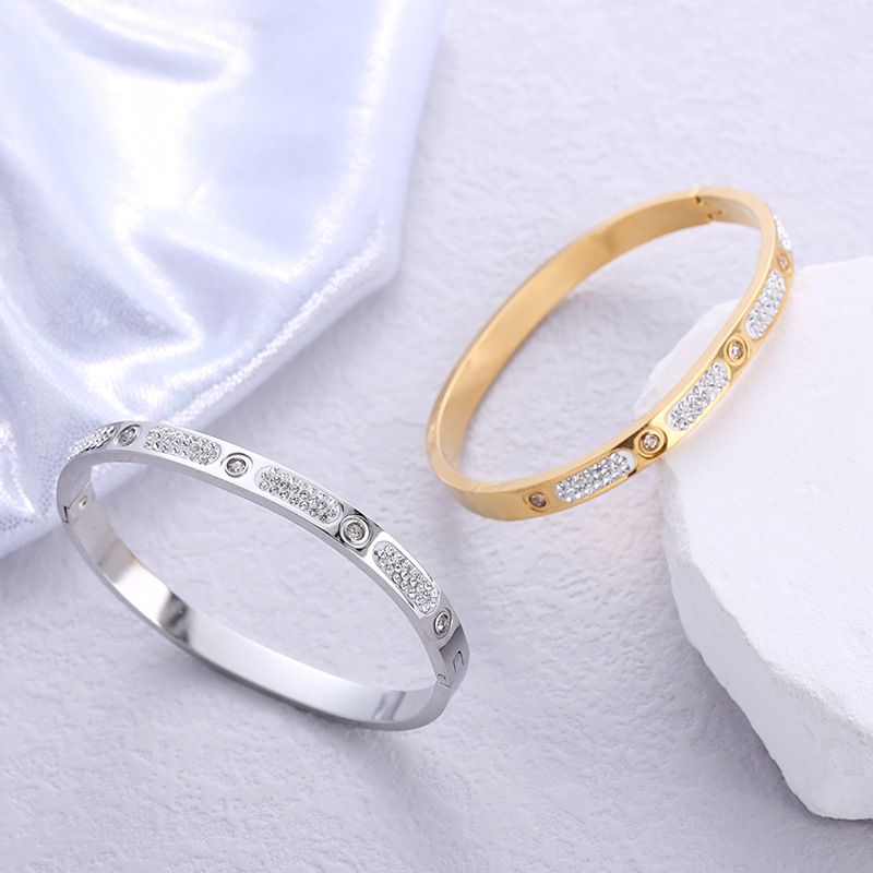 Wholesale Lady Solid Color Stainless Steel Gold Plated Zircon Bangle_voghion.com