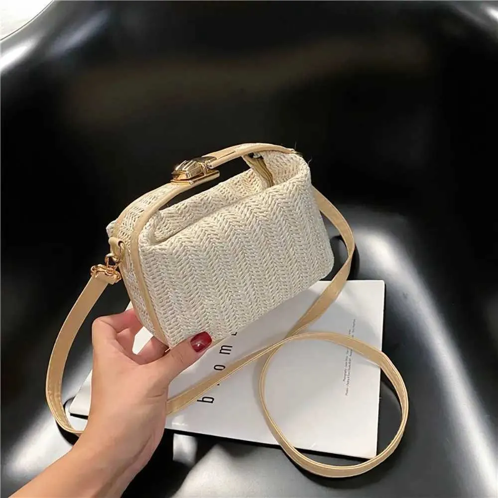 Stilig axelväska och crossbody med stor kapacitet_voghion.com