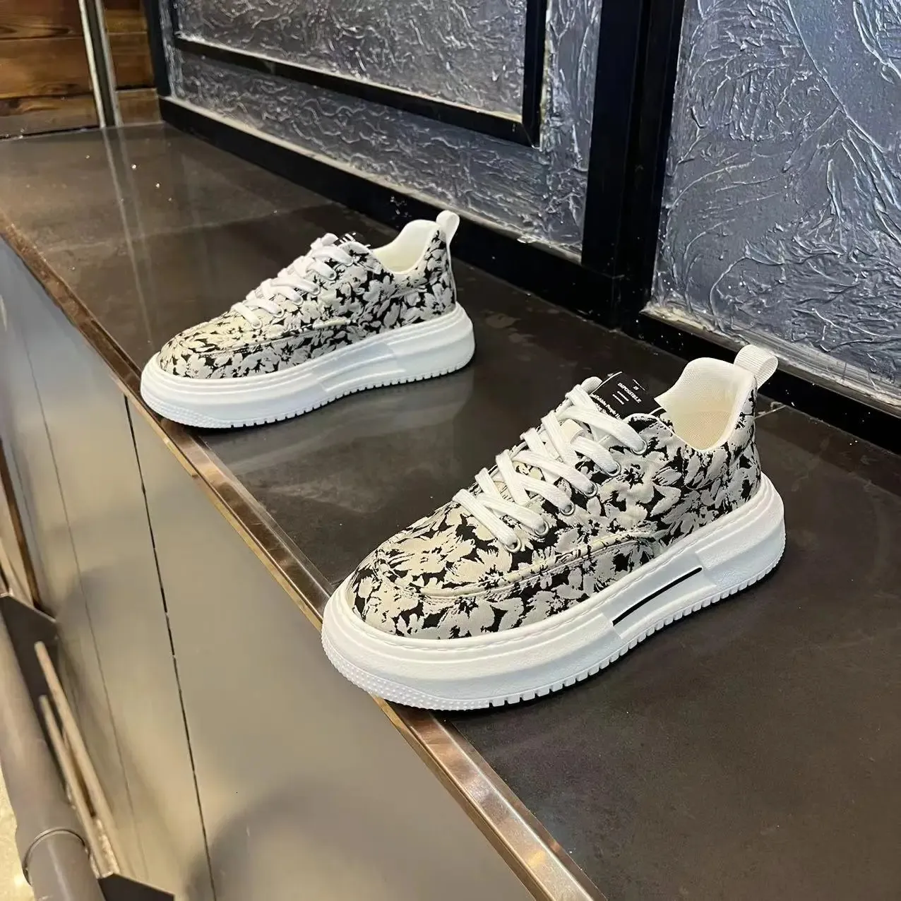 Leisure Mens with Spring/autumn Fabric Surface Breathable Versatile Flat Bottomed Non Slip Board Shoes Sports Mans Shoe_voghion.com