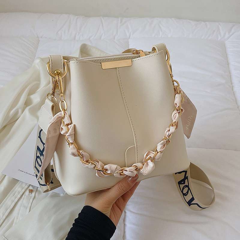 Sac à bandoulière simple et tendance pour femme, sac à bandoulière élégant et décontracté