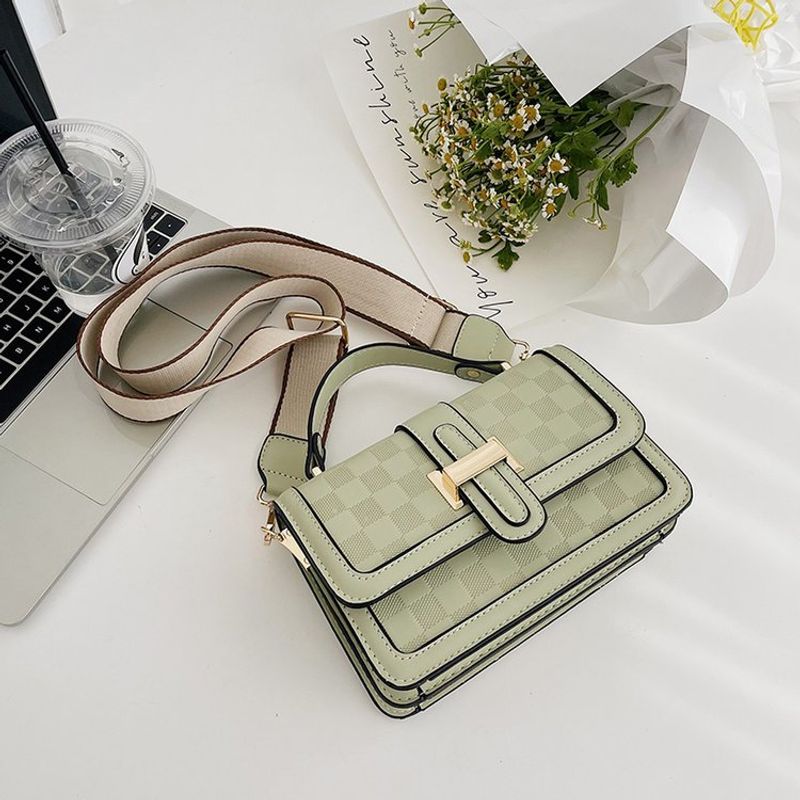 Beliebte Damentaschen 2024 neue kleine quadratische Tasche eine Schulter Auto Nähte weiche Umhängetasche_voghion.com