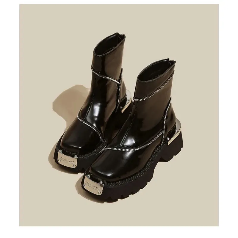 Boots bottines à plateforme style britannique et métal rétro_voghion.com