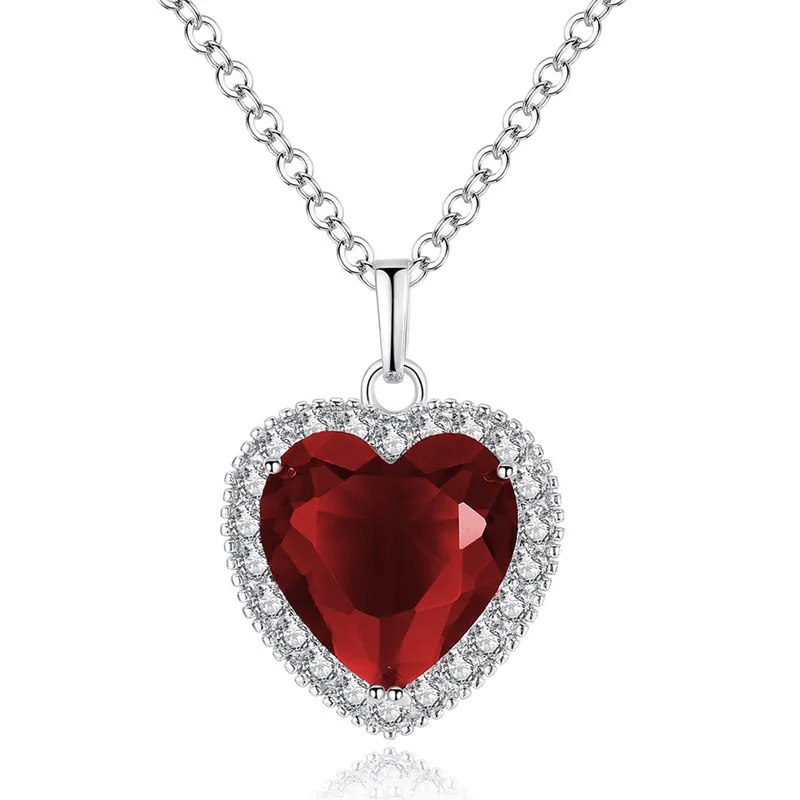 Collana con pendente a cuore titanic cuore dell'oceano blu_voghion.com