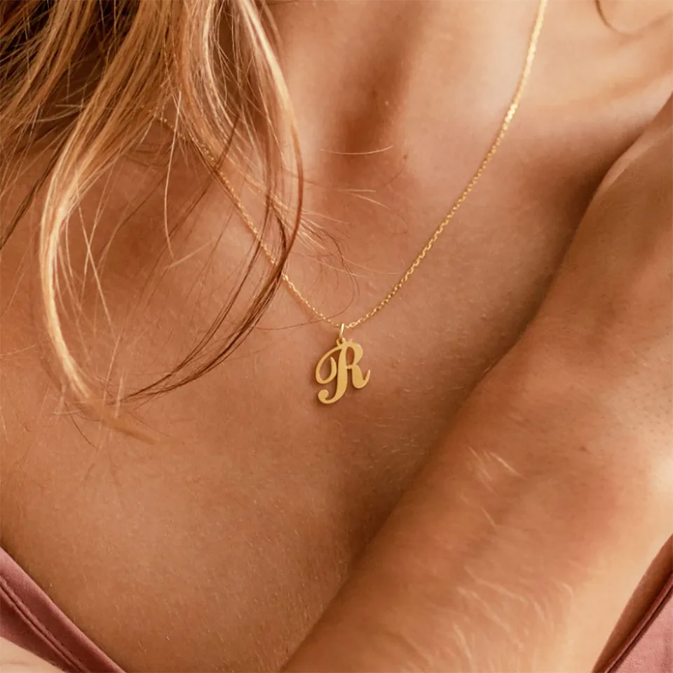 Collier initial or pour femme pendentif acier inoxydable_voghion.com