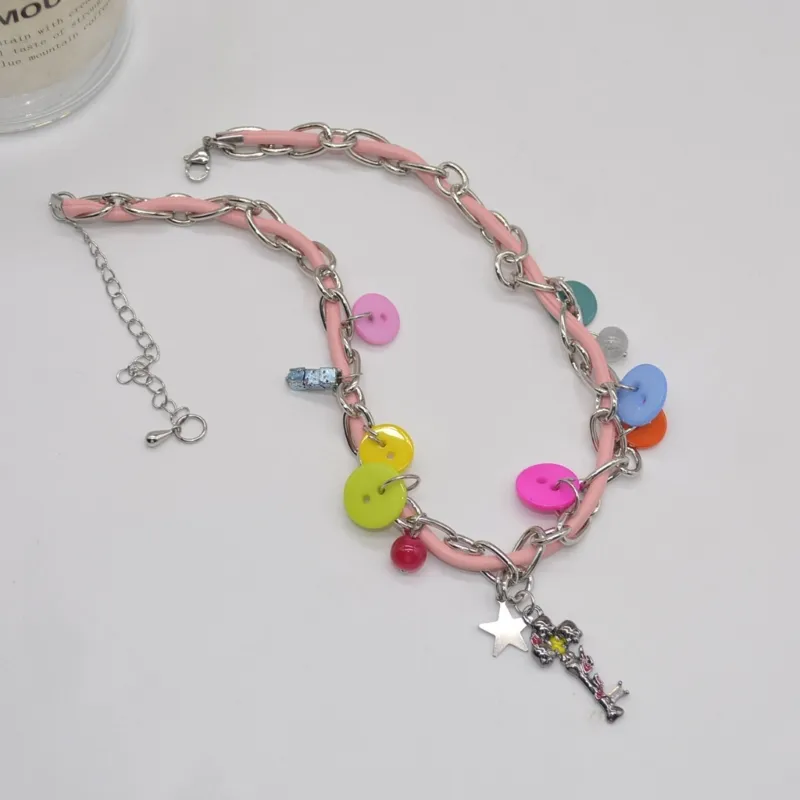 Collana choker con perline e bottone pendente gioiello boho mare_voghion.com