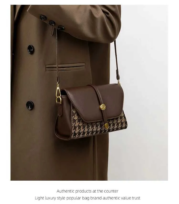 2024 Novas Mulheres Tote Canvas Splicing Couro Pequeno Quadrado Premium Qianniao Grid Bolsa de Axila Único Ombro Crossbody_voghion.com