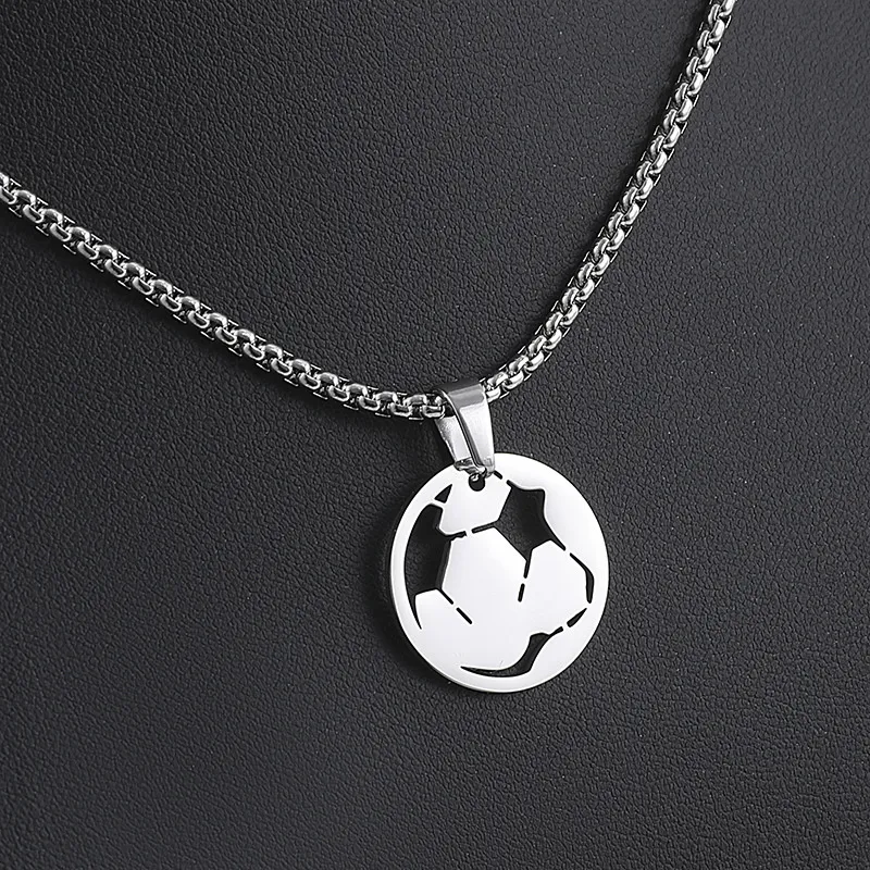 Hanger ketting voor dames en heren voetbal en volleybal design_voghion.com