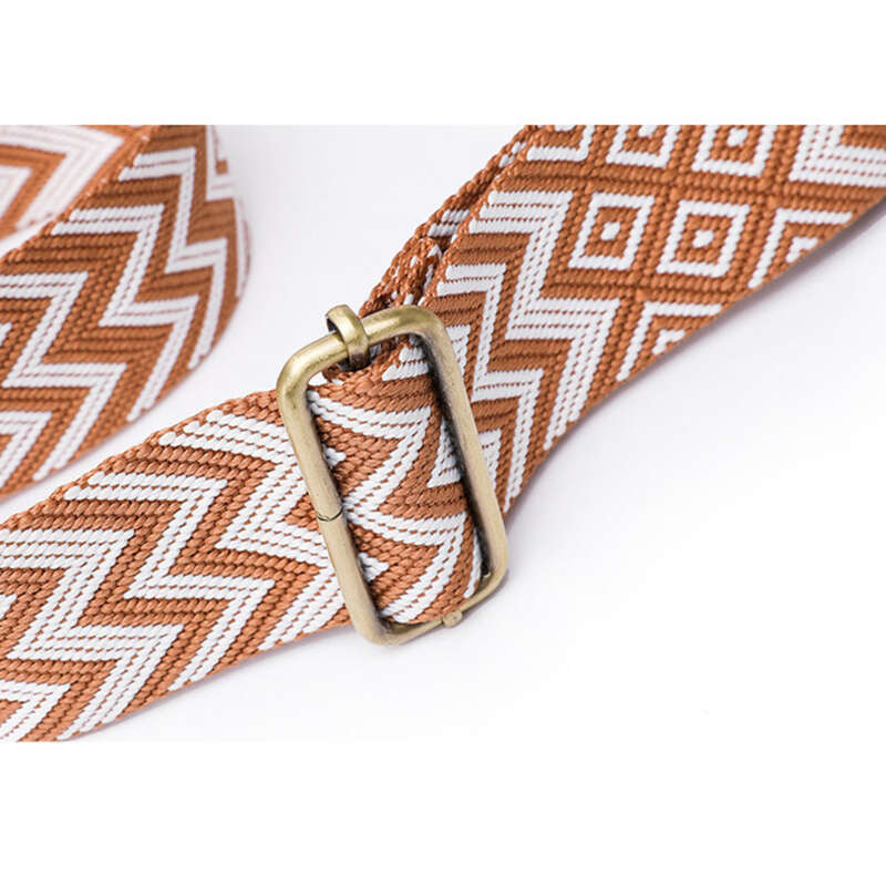 Le nuove borse da pendolare di questa stagione, borse a forma di mezzaluna, borse da donna, borse a tracolla_voghion.com