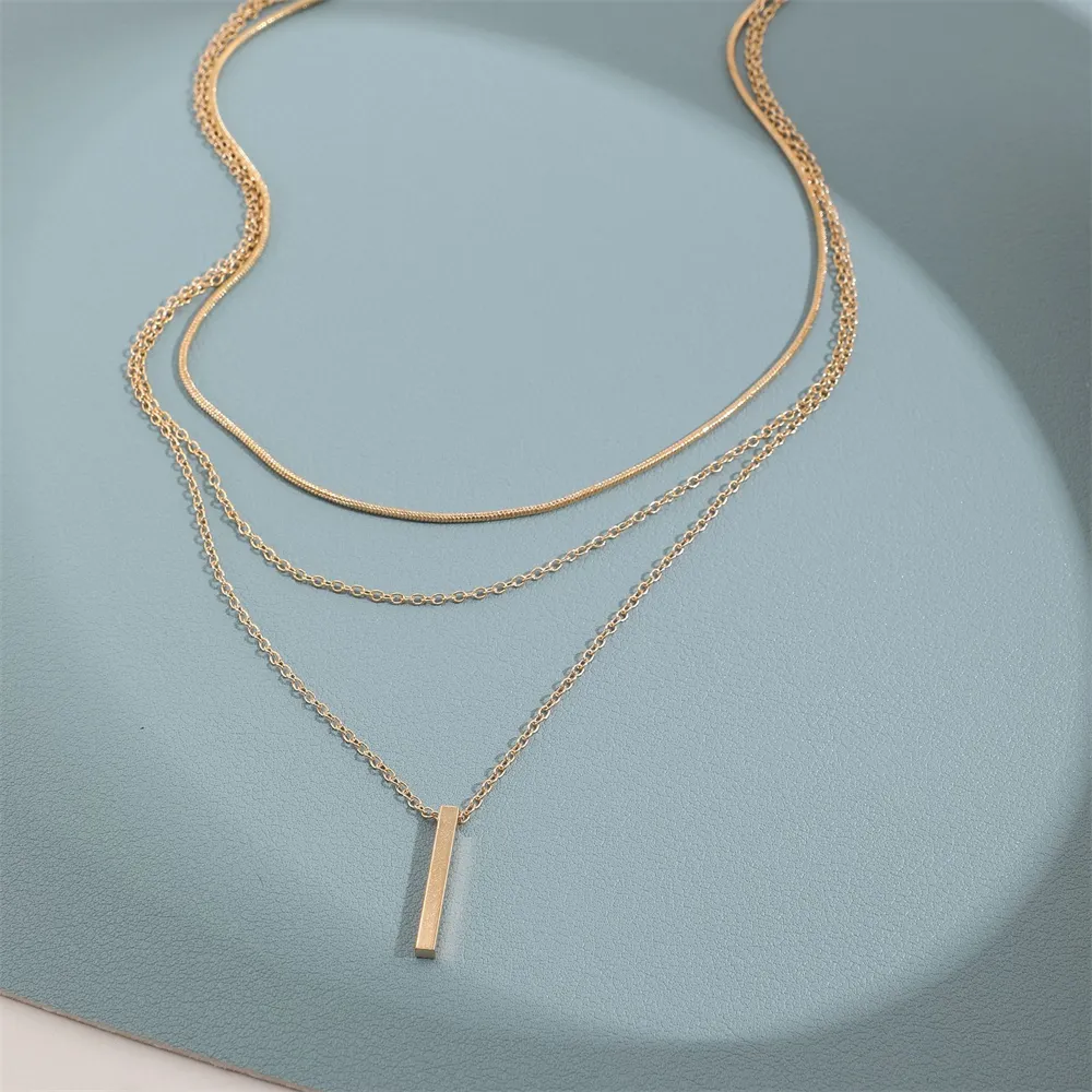 Collane con ciondolo in vendita Collana a strati multistrato personalizzata Cross-Border Donna Piccola catena robusta per clavicola_voghion.com