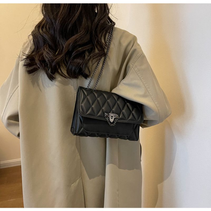 Populär Enfärgad Dia Broderitråd Retro Chain Messenger Shoulder Liten fyrkantig damväska_voghion.com