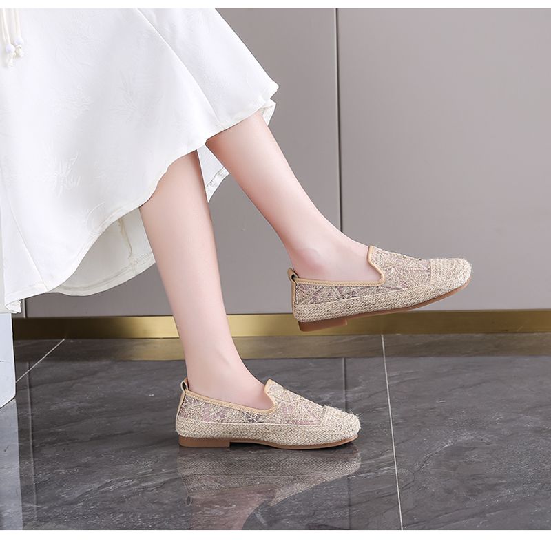Fisherman Women 2024 new summer lace mesh lazy one slip-on cloth soft sole single shoes_voghion.com